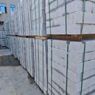 淄博芝麻白路牙石，路侧石