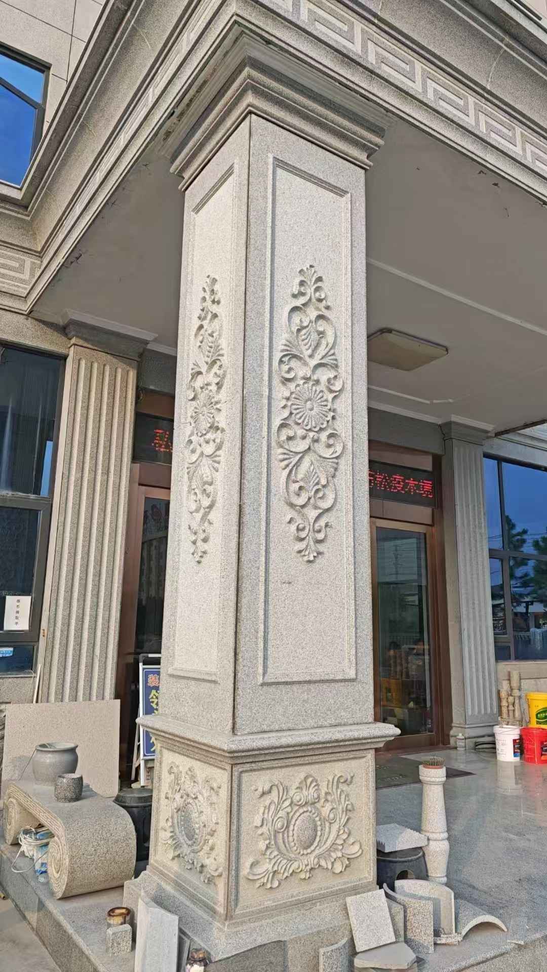 淄博芝麻白别墅雕刻柱子  黄金麻