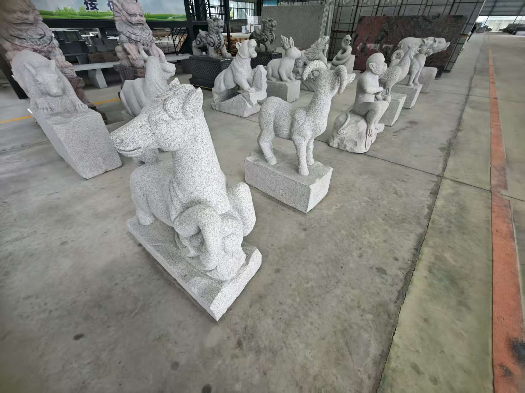 淄博芝麻白雕刻 十二生肖 异形雕刻