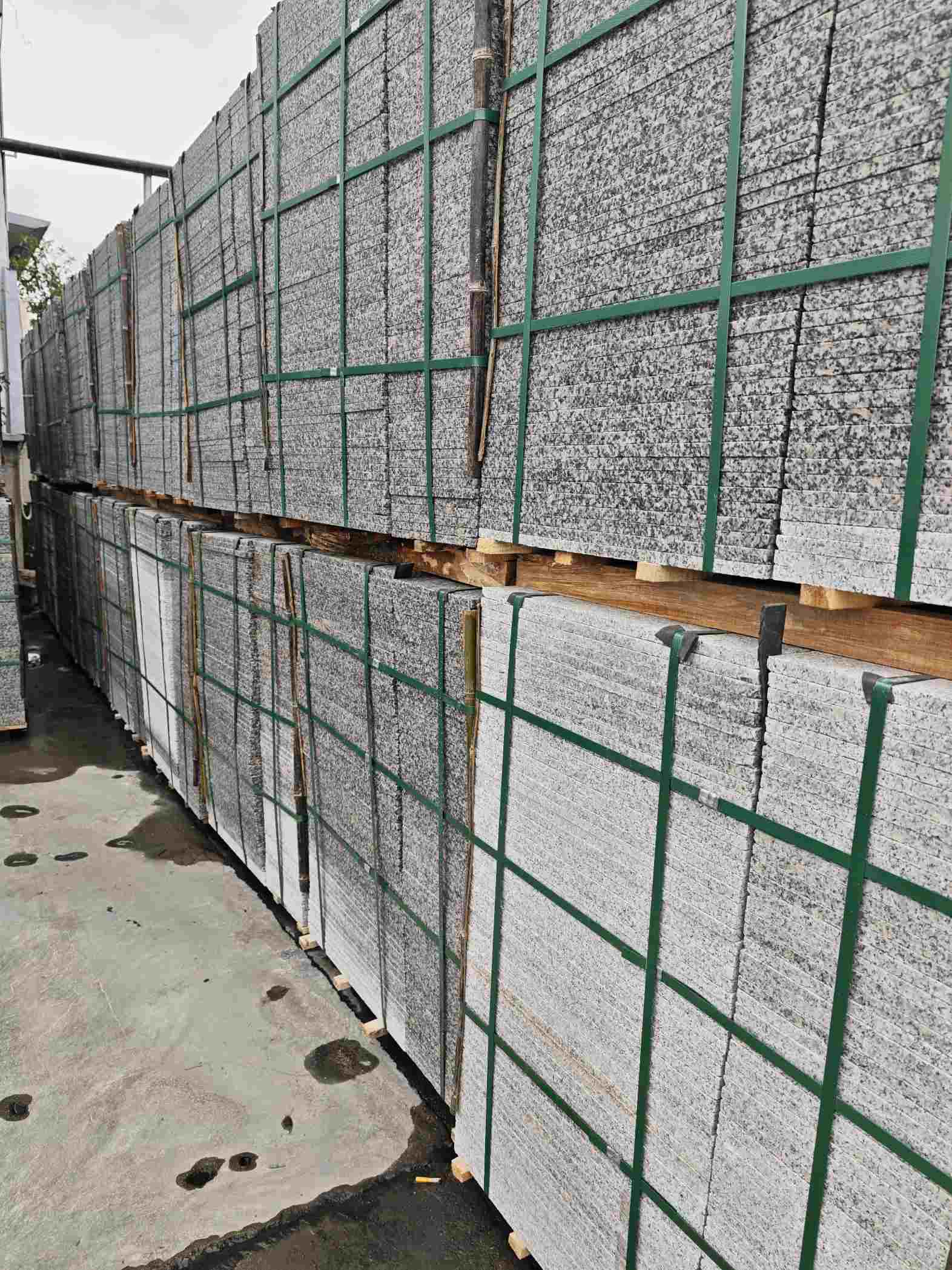 淄博芙蓉白地铺石，石材地铺石