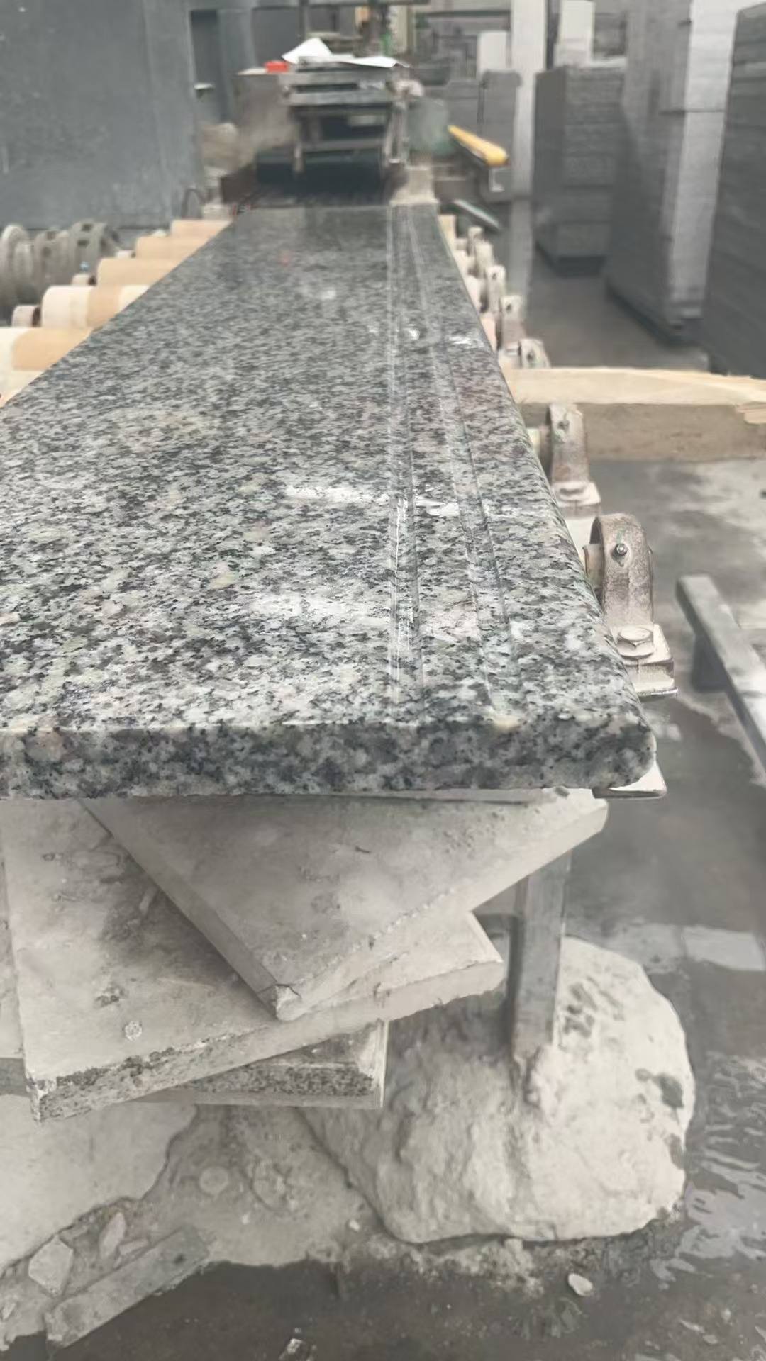 淄博芝麻白楼梯踏步 芙蓉白